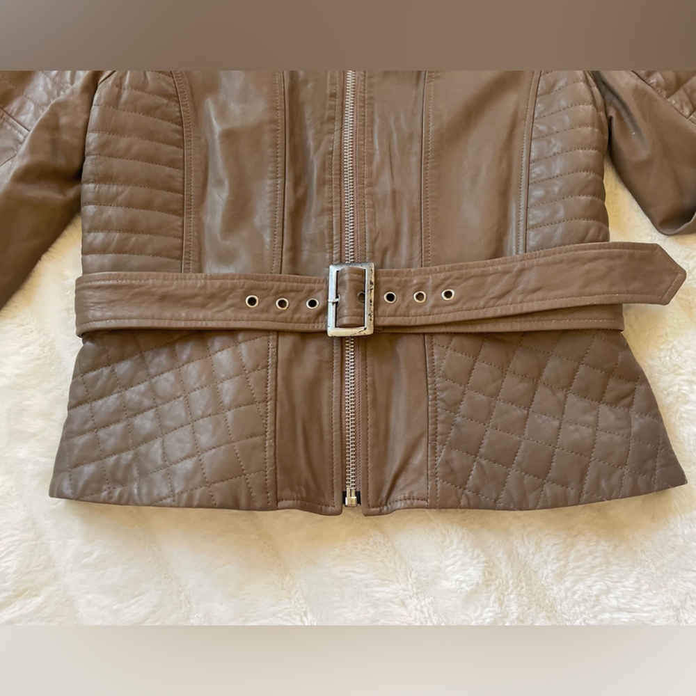 Cache Jacket. - Picture 3 of 16